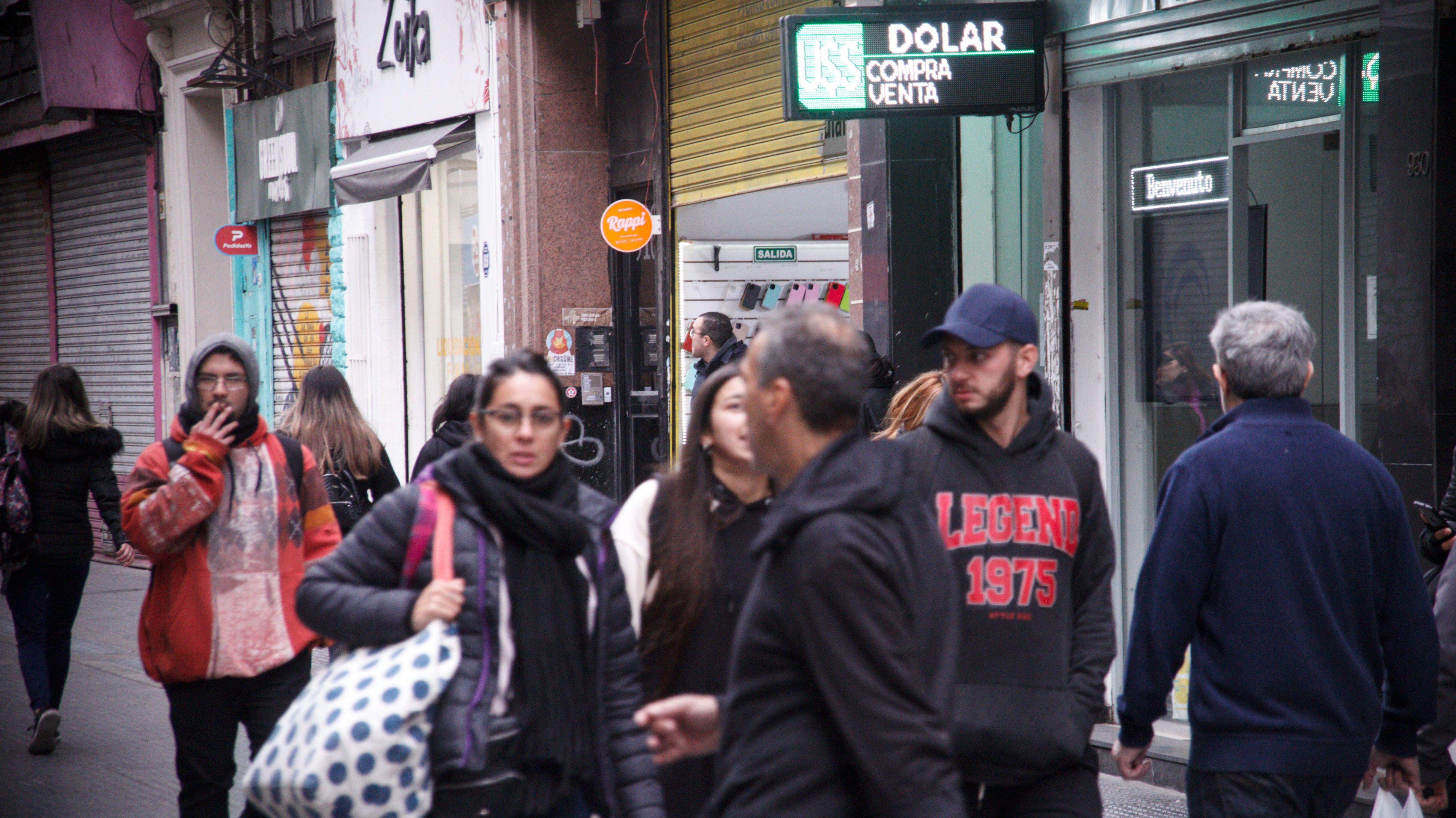 Dólar hoy en vivo: en el Banco Nación se mantuvo a $1.420 para la venta por tercer día