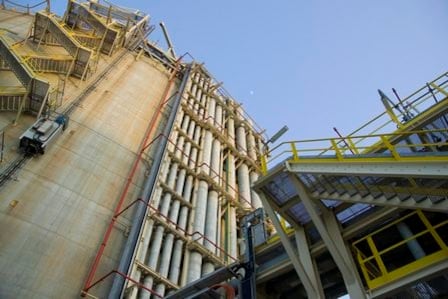 El acceso a la capacidad de regasificación disponible en la terminal de Escobar se adjudicará mediante licitación