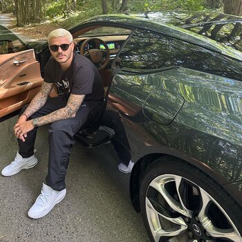 Icardi con su nuevo coche