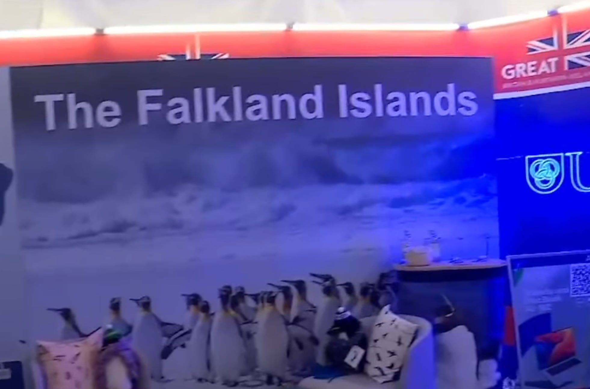 El stand de las Islas Malvinas en el pabellón británico de la Expo Prado de Uruguay (Captura Canal 12)