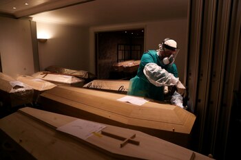 Debido al SARS-CoV-2, en marzo