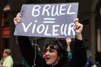 Patrick Bruel, acusado de abusos sexuales