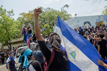 Los estudiantes universitarios detonaron las