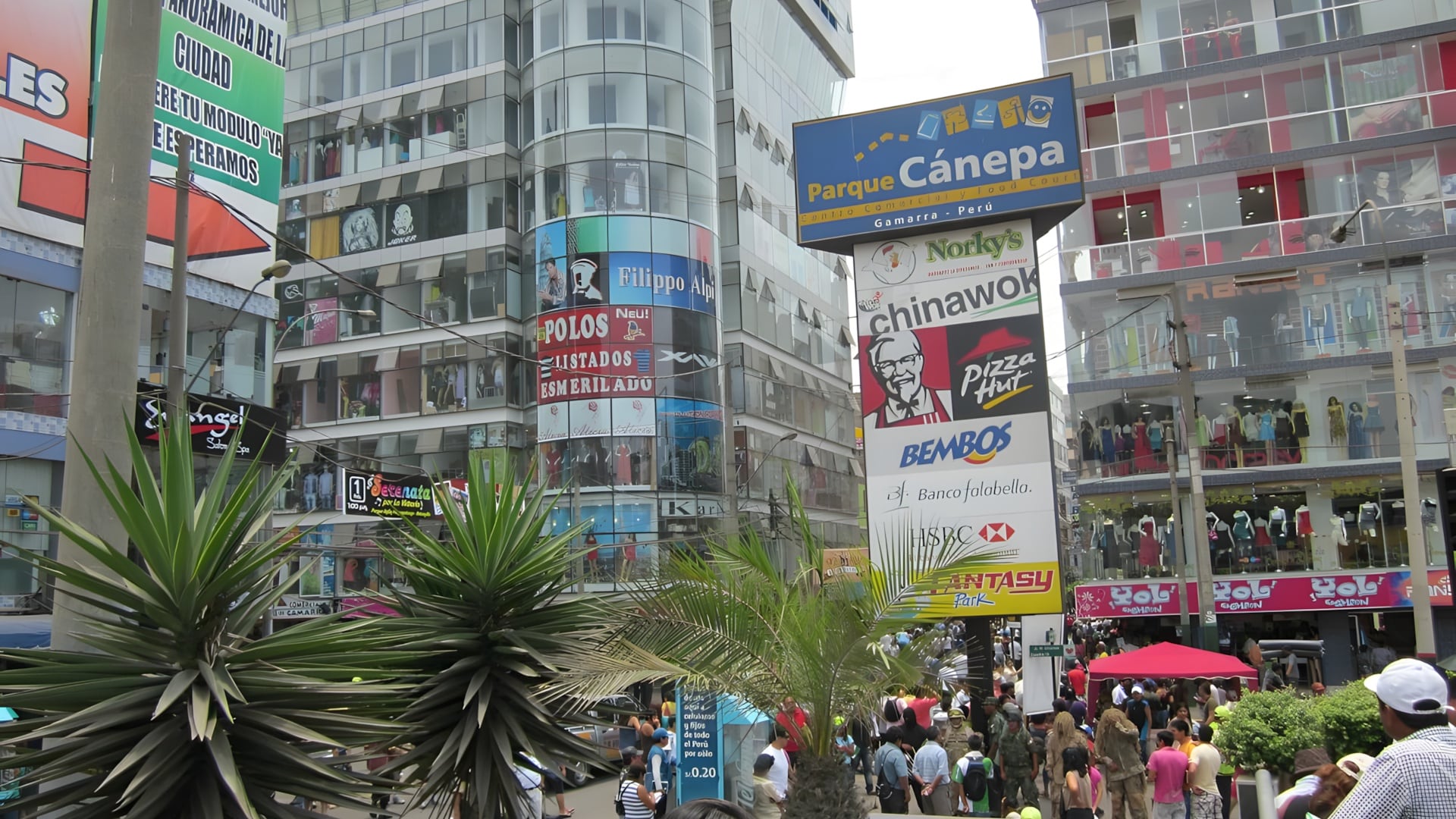 Gamarra espera recuperarse en ventas de Fiestas Patrias tras baja demanda por efectos del Fenómeno el Niño