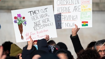 Turquía impide el cruce de