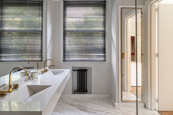 Con baños totalmente refaccionados y