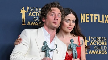 Jeremy Allen White, pillado besándose