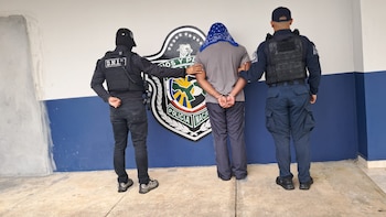 Detienen a panameño por explotación