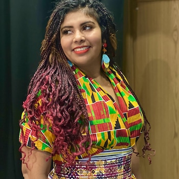 Ana Yency se incorporó a organizaciones sociales desde los 14 años y orientó su formación al trabajo con comunidades vulnerables en El Salvador. (Foto cortesía)
