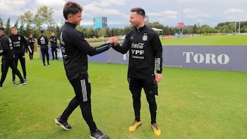 Lionel Scaloni sumó un séptimo convocado para la gira previa al Mundial: qué chances tiene de meterse entre los 26