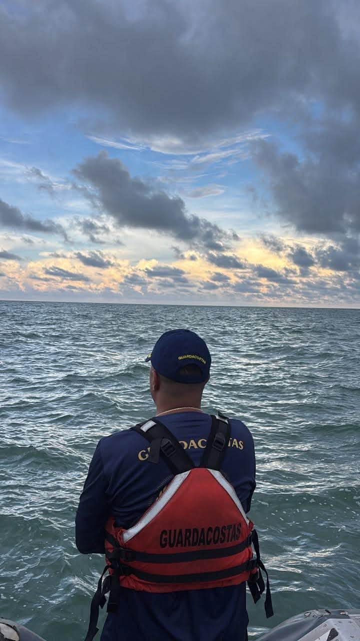 El despliegue marítimo y aéreo en aguas del Caribe concluyó sin rastros de la nave ni de sus ocupantes. (Cortesía: Noticias Trivisión)