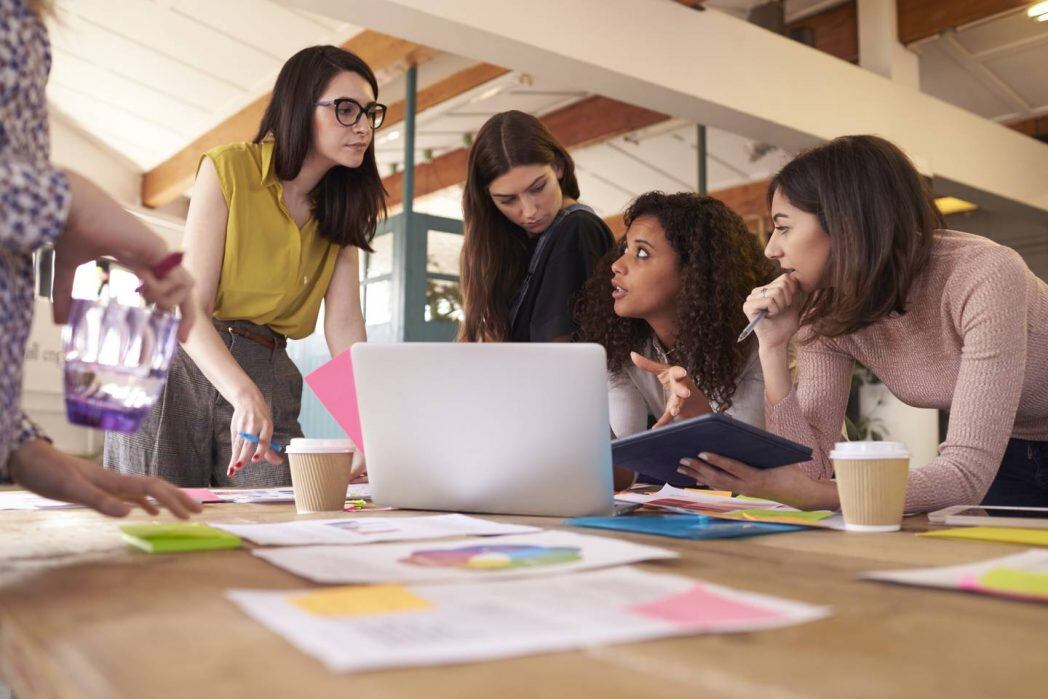 Mujeres cada vez lideran más startups en el Perú.
