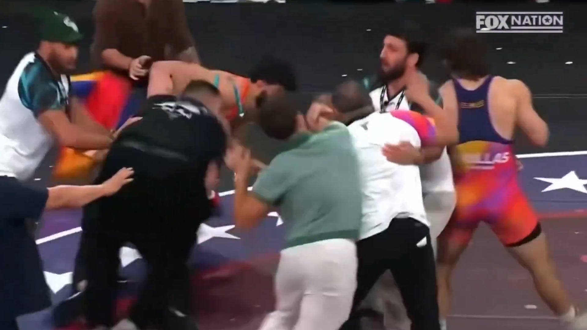 Sobre el final se desató una batalla campal