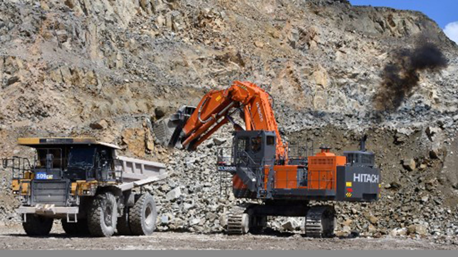 La reforma al reglamento minero fue expedido el 31 de diciembre. (Photo by VYACHESLAV OSELEDKO / AFP)