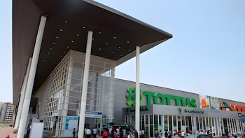 Tottus estará abierto desde las