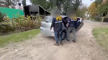 Detuvieron a un expolicía de la ciudad de Buenos Aires condenado a siete años de prisión por abuso sexual