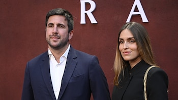 Así es el círculo más íntimo de Enrique Riquelme: la influencia de su pueblo en su carrera y su pareja, la ingeniera Malén Guirado