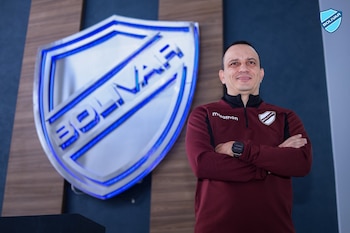 El técnico antioqueño fue confirmado como nuevo estratega de uno de los equipos más importantes de Bolivia y protagonista en Sudamérica-crédito @Bolivar_Oficial/X
