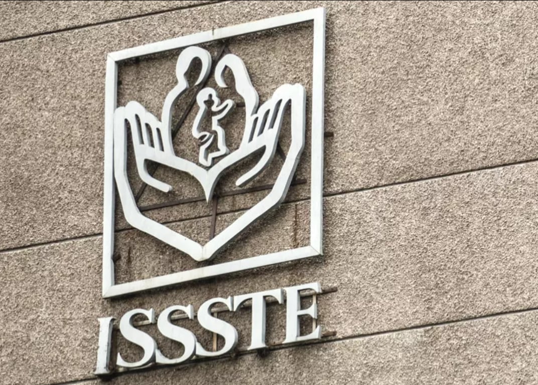 La reforma derogará varias normas de la Ley del ISSSTE.Crédito: Jesús Almazán