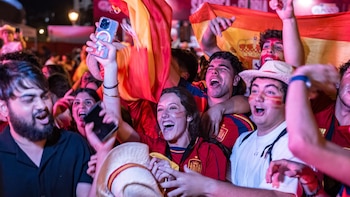 Dos pantallas gigantes y amplio despliegue policial para la final del Mundial en Granada
