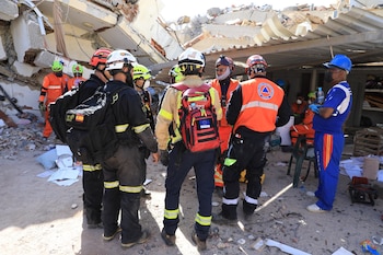 El equipo USAR del Cuerpo de Bomberos de Panamá trabaja en turnos de 12 horas en estructuras colapsadas, sin hallar personas con vida en sus zonas asignadas. (Cortesía: Astrid Salazar)