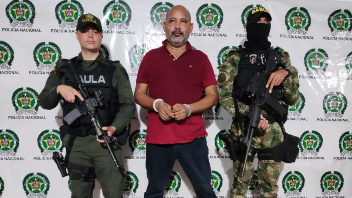 Ever Edinson Castro Miranda, de 54 años, fue presentando ante un juez de control de garantías que legalizó su captura en 2022, pero luego fue dejado en libertad - crédito Policía Nacional