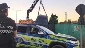 Heridos dos policías locales tras un persecución a un turismo con el conductor detenido
