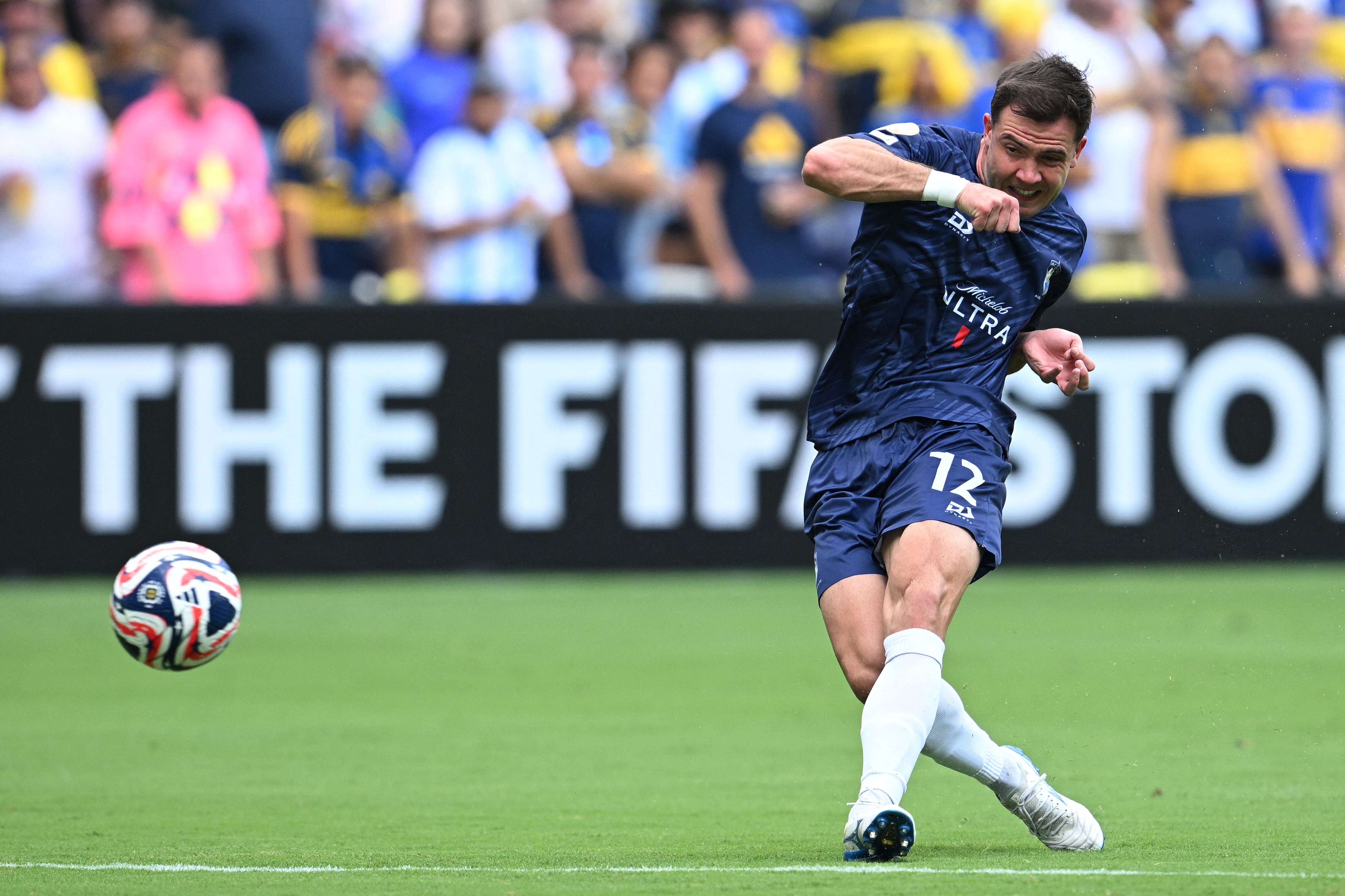 El remate de zurda de Regont Murati