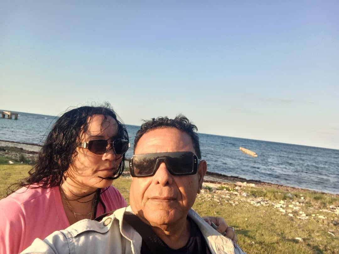 La periodista Yunia Figueredo denunció que la Seguridad del Estado de Cuba amenazó con impedir la operación médica de su hija. (Cortesía: Redes sociales)