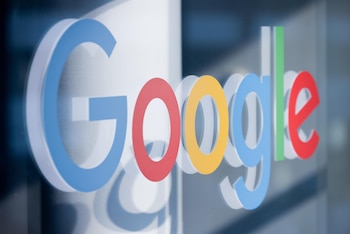 Google reconoce con un doodle la importancia del Día del Trabajador.