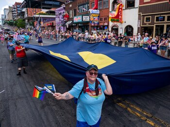 Desfile por Broadway con una