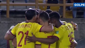 James Rodríguez anotó el 1-0