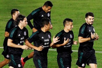 Jugadores de México participan en