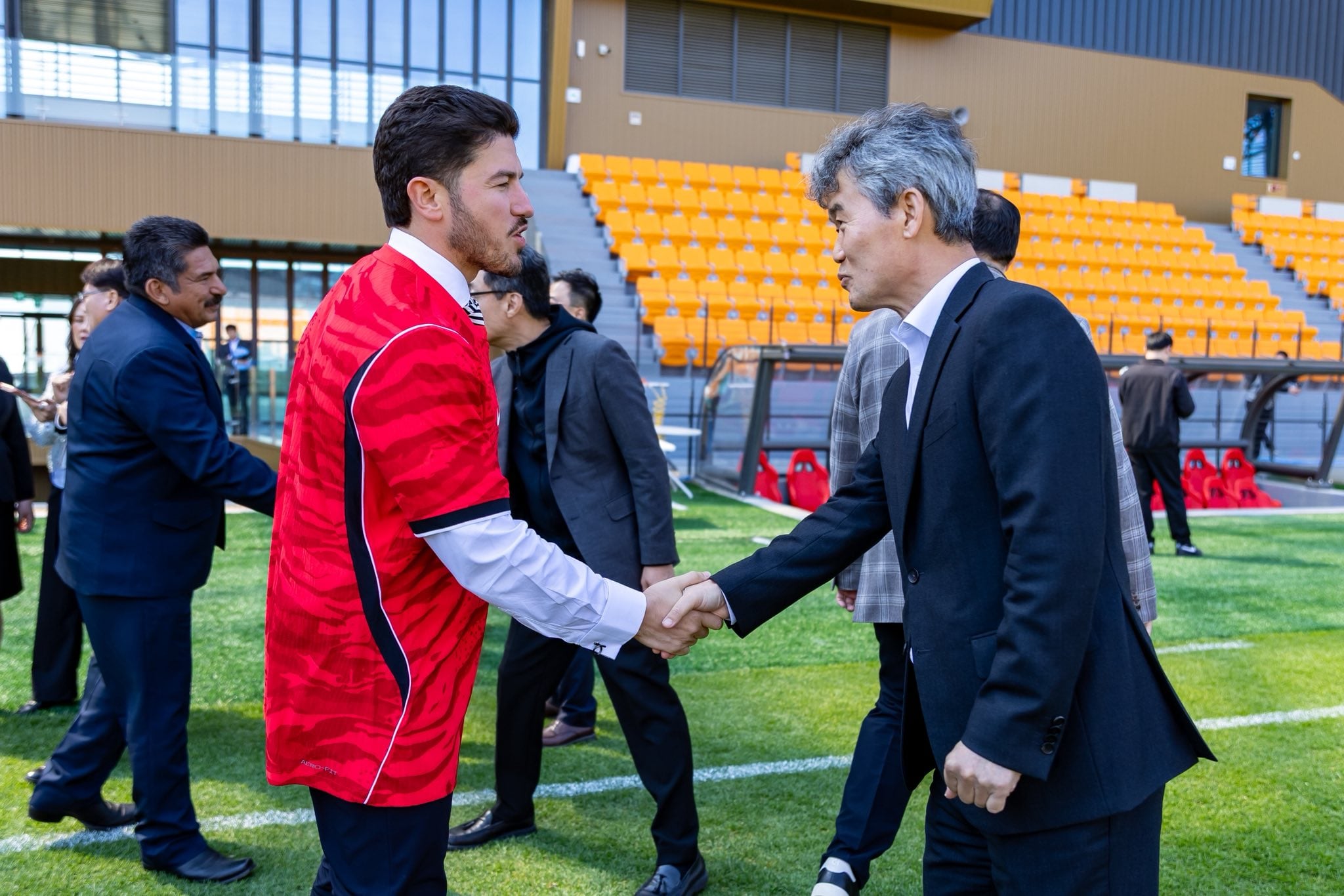 Samuel García se encuentra de gira por Asia. X/@samuel_garcias