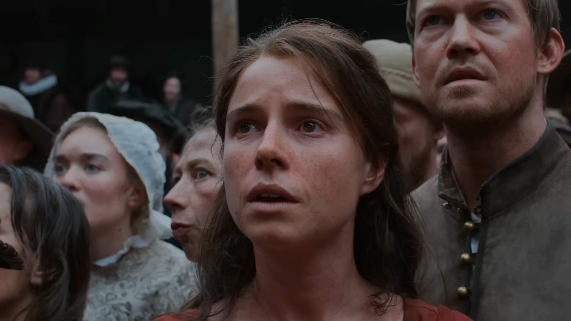 La actriz irlandesa revela cómo los sueños y la autoexploración enriquecen la construcción de personajes en Hamnet y ¡La Novia!