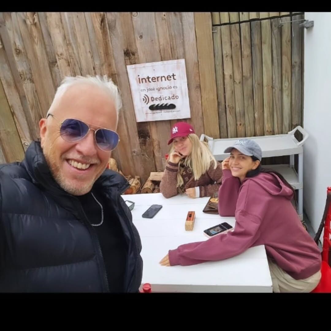 La postal familiar en medio de los festejos por el Día del Padre (Instagram)