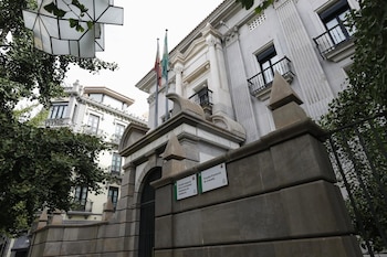 01/09/2022 Sede de la Fiscalía Superior de la Comunidad Autónoma de Andalucía donde el consejero de Justicia y Administración Local y Función Pública, José Antonio Nieto, se ha reunido con la Fiscal Superior de Andalucía, Ana Tárrago a 01 de septiembre del 2022 en Granada (Andalucía, España)
POLITICA
Álex Cámara - Europa Press