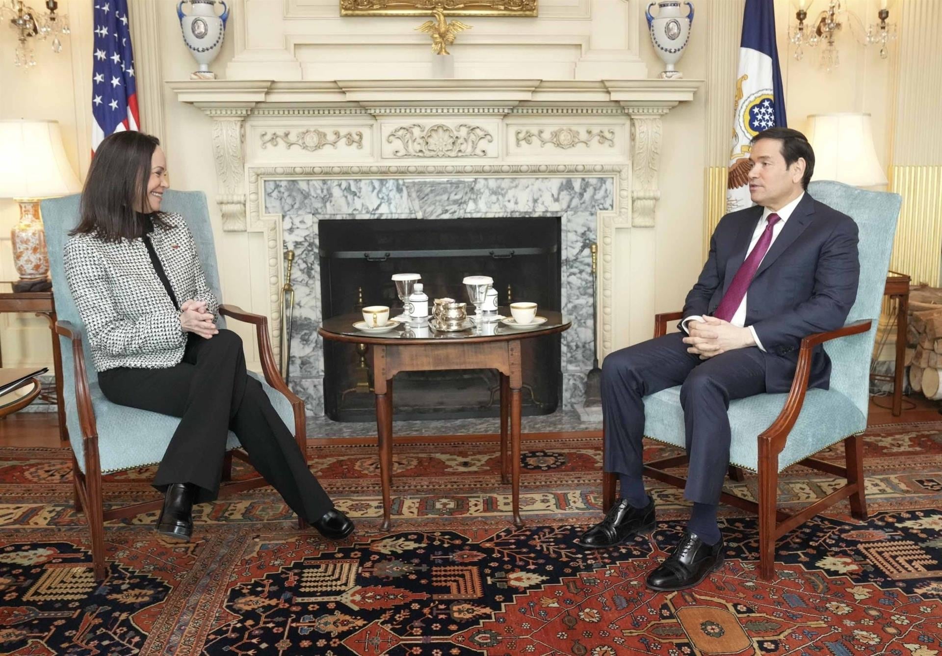 María Corina Machado, durante una reunión con Marco Rubio, secretario de Estado norteamericano