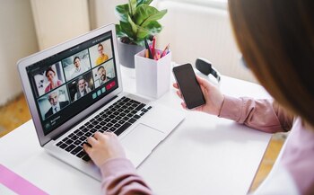 "Usemos la tecnología para nuestro