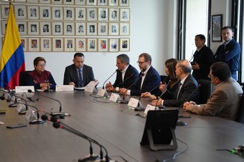 Reunión de Acolfutpro, la FCF