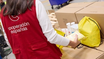 España envía 33.000 kits de ayuda humanitaria al Líbano para atender a más de 54.000 desplazados