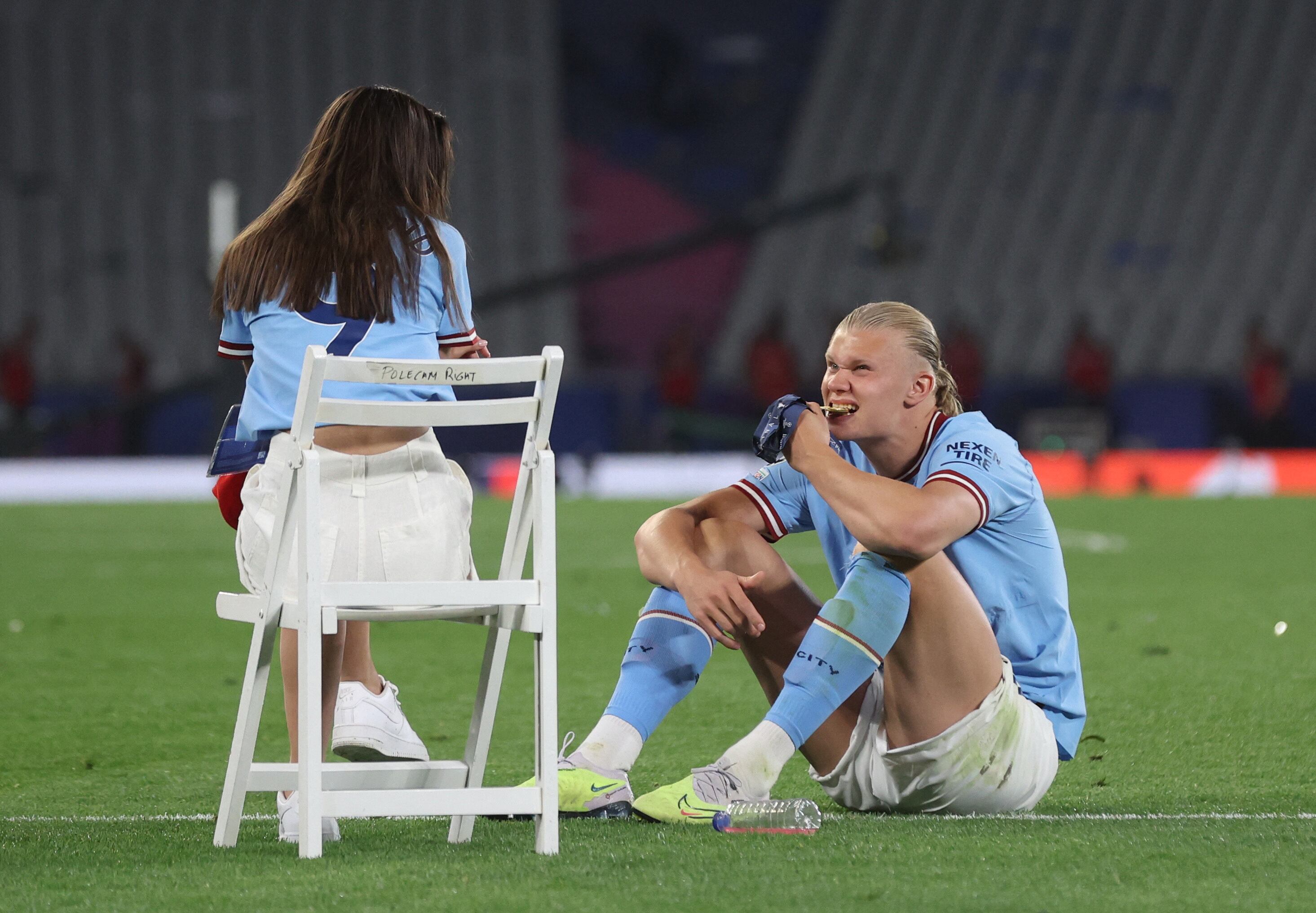 Erling Haaland festejó con su novia la obtención de la Champions League en 2023 (Reuters)
