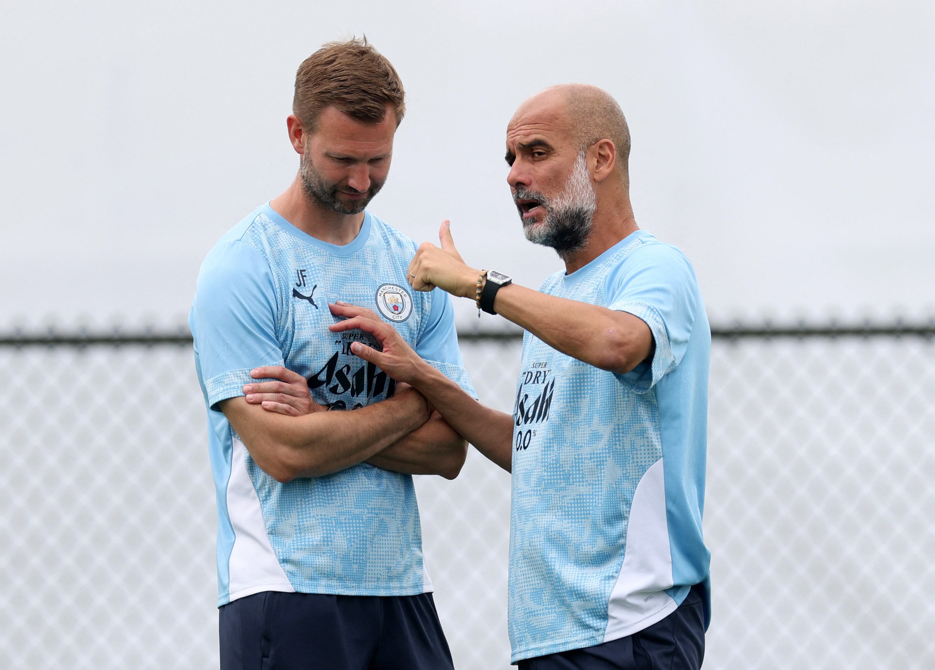Soccer Football - FIFA Club World Cup - Manchester City Training - Lynn University, Boca Raton, Florida, U.S. - June 29, 2025 Manchester City manager Pep Guardiola during training REUTERS/Hannah Mckay