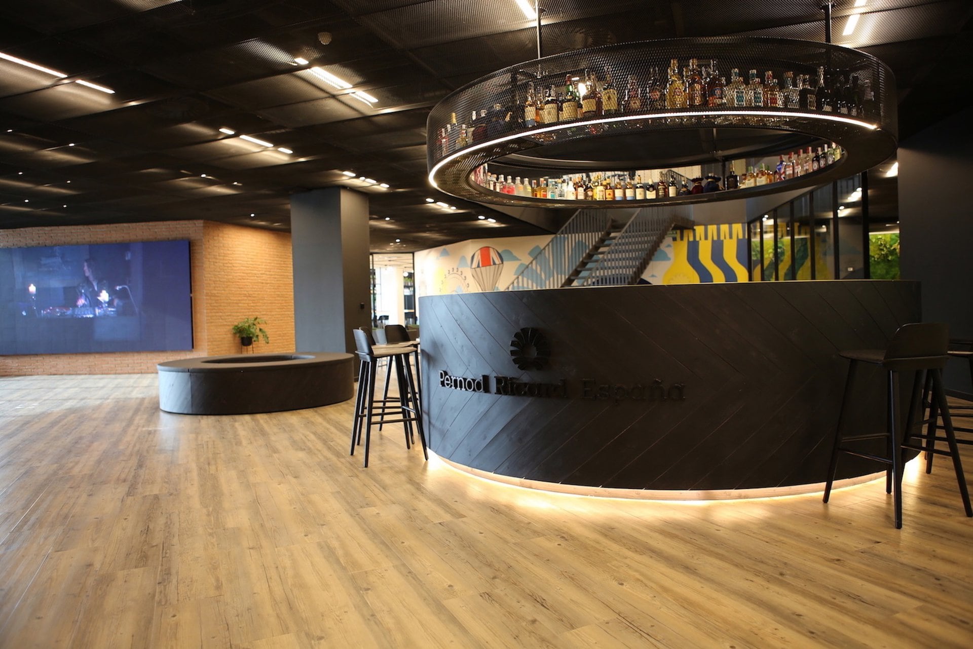 Pernod Ricard rebaja expectativas por conflicto Oriente Próximo