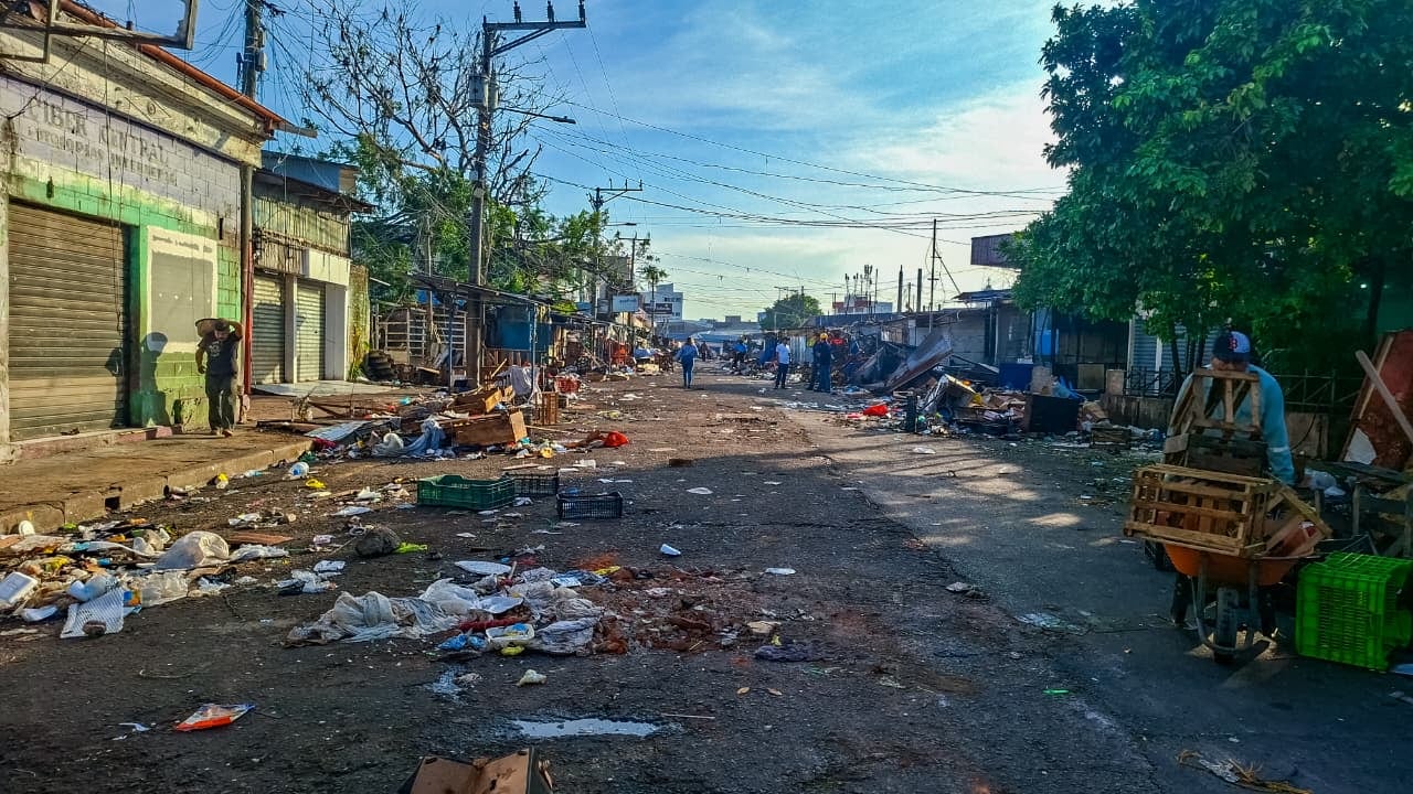 La fase ocho del Plan de Revitalización del Centro Histórico de San Salvador ya inició en un perímetro que va de la calle Gerardo Barrios al Bulevar Venezuela. (Foto: Alcaldía de San Salvador Centro)