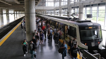 Problemas técnicos en el metrocalbe de Medellín: el servicio fue suspendido y estas son las alternativas para los usuarios