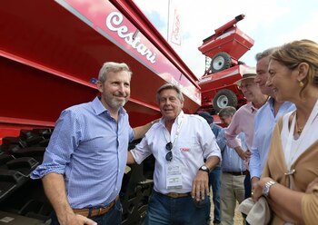 El ministro del interior Rogelio