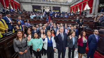 Congreso de Guatemala juramenta postuladora para elegir al próximo contralor de cuentas y el proceso inicia este viernes