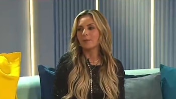 Mariana Ochoa se lanza de nuevo contra Aldo Rendón: “Si yo lo invito a que me vista, ahí va a estar”