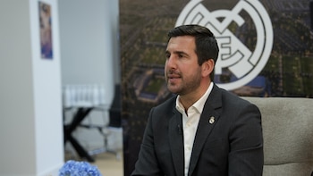 Enrique Riquelme: "Estas elecciones son el referéndum sobre la venta del Real Madrid"